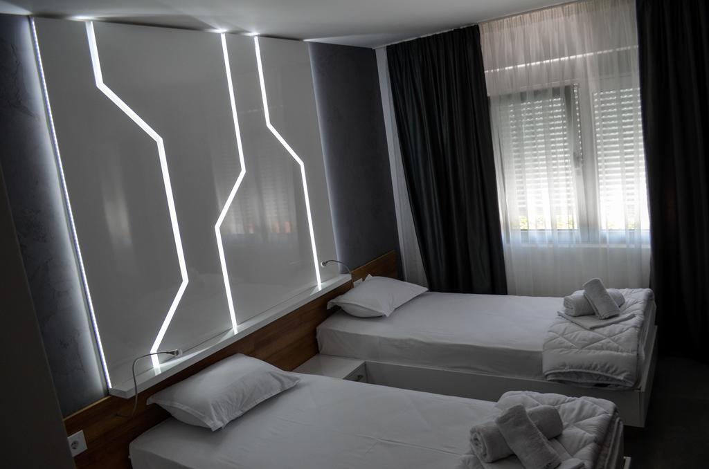 Apartments Good Night Ni Buitenkant foto
