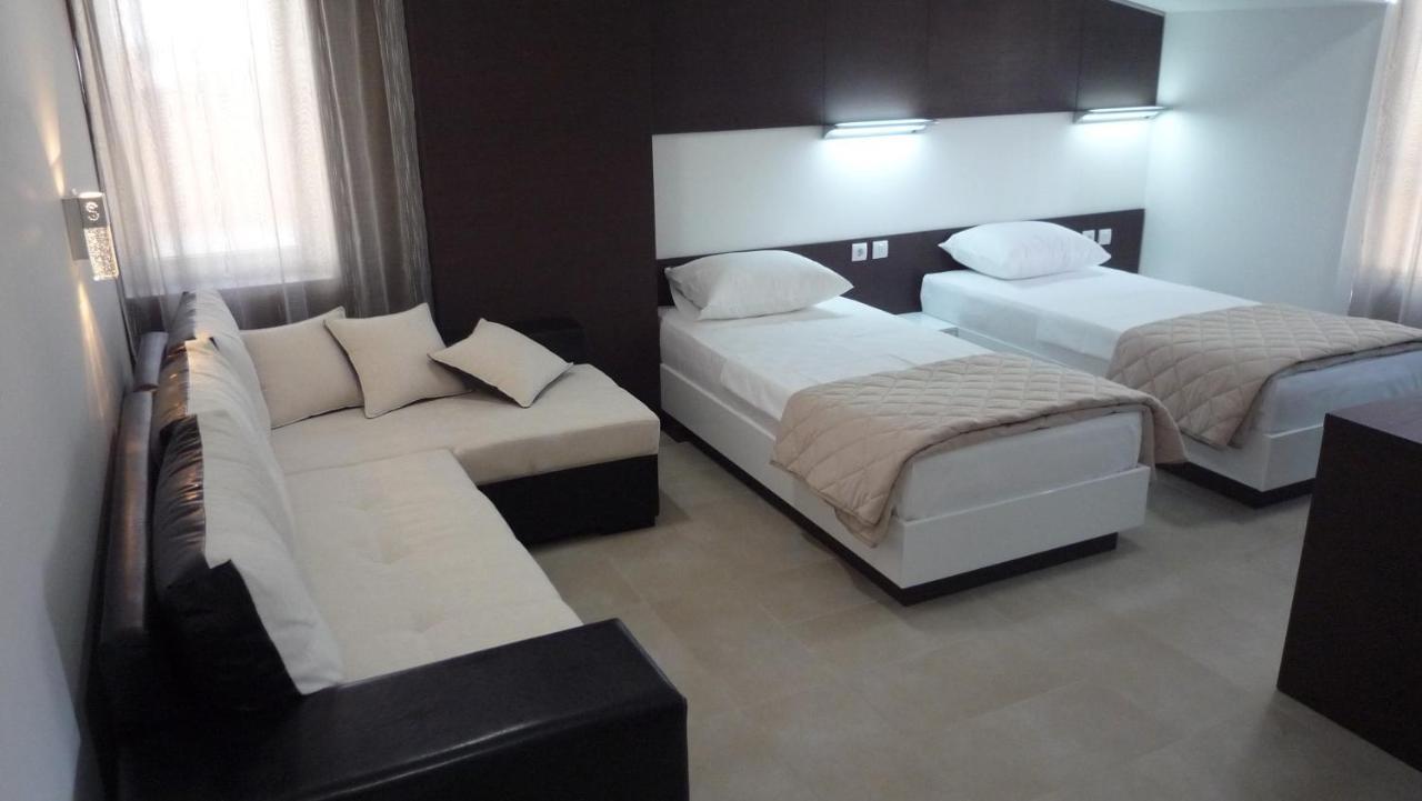 Apartments Good Night Ni Buitenkant foto